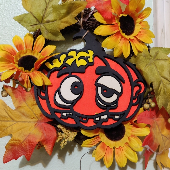 Jackson zombie pumpkin wreath - Picture 4 of 8